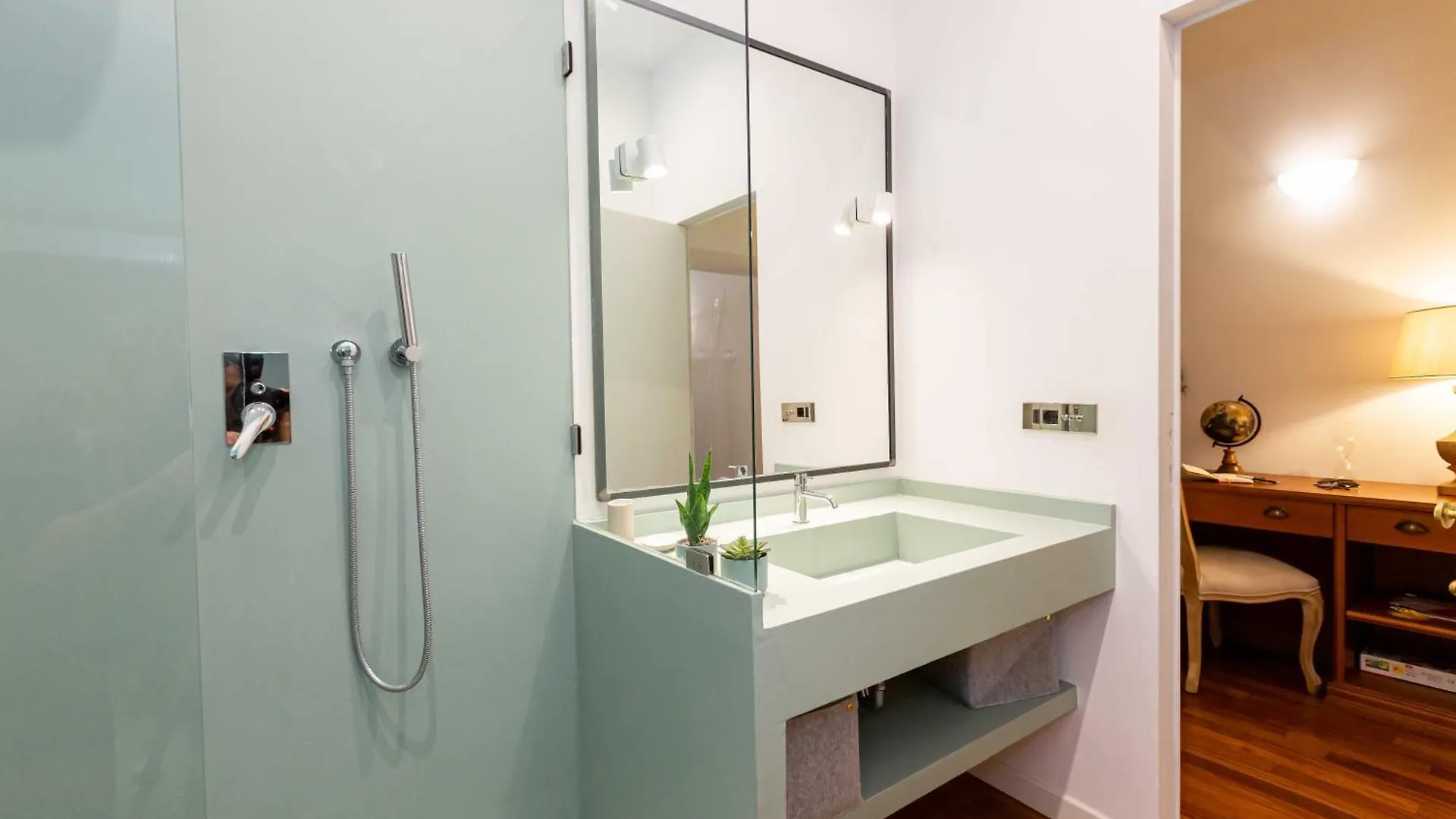Luxury House Lungaretta - Zeno 50 Apartment Rome