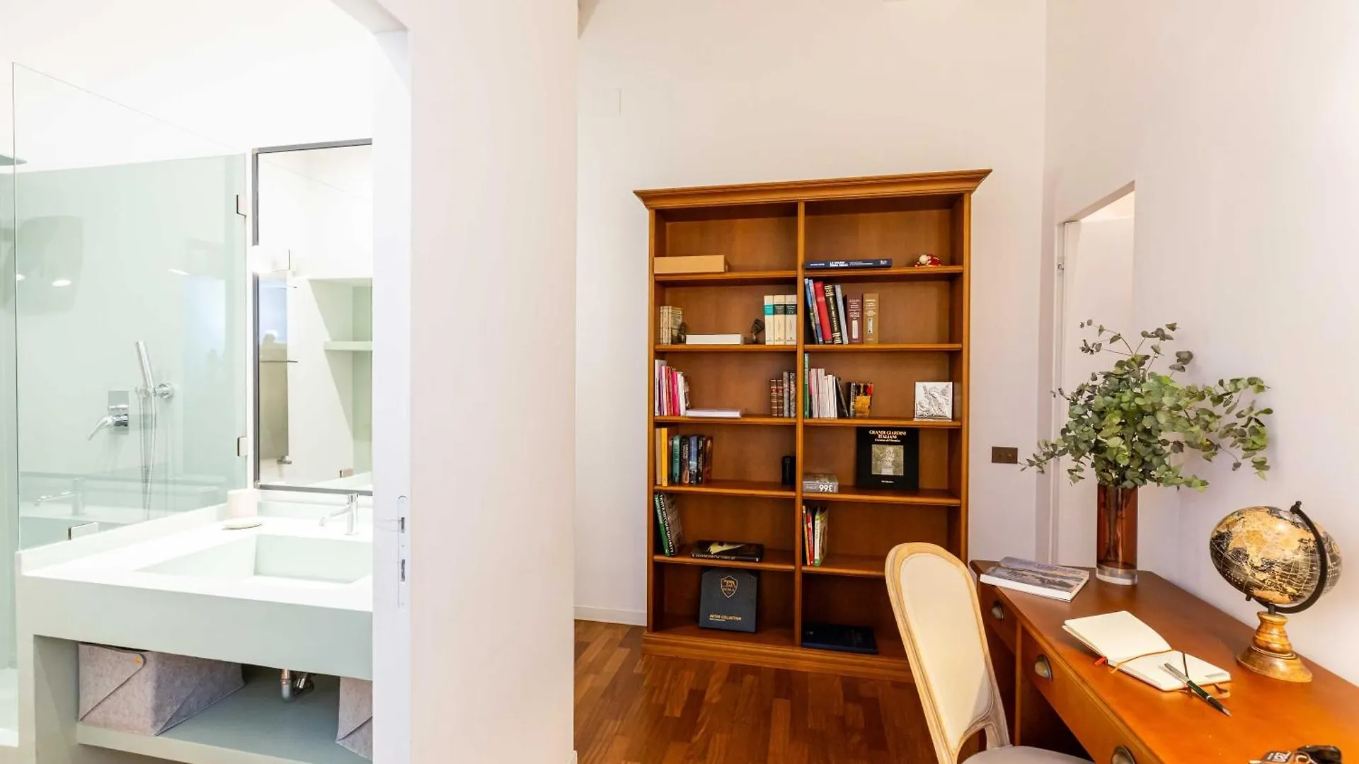 Luxury House Lungaretta - Zeno 50 Apartment Rome