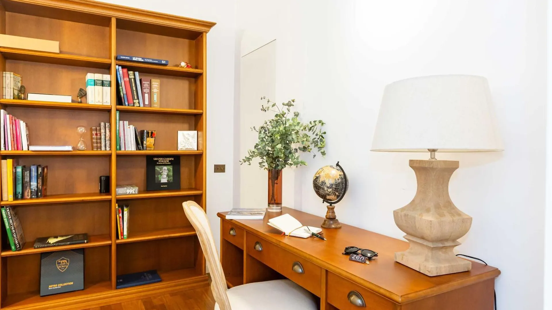 Luxury House Lungaretta - Zeno 50 Apartment Rome 0*,  Italy