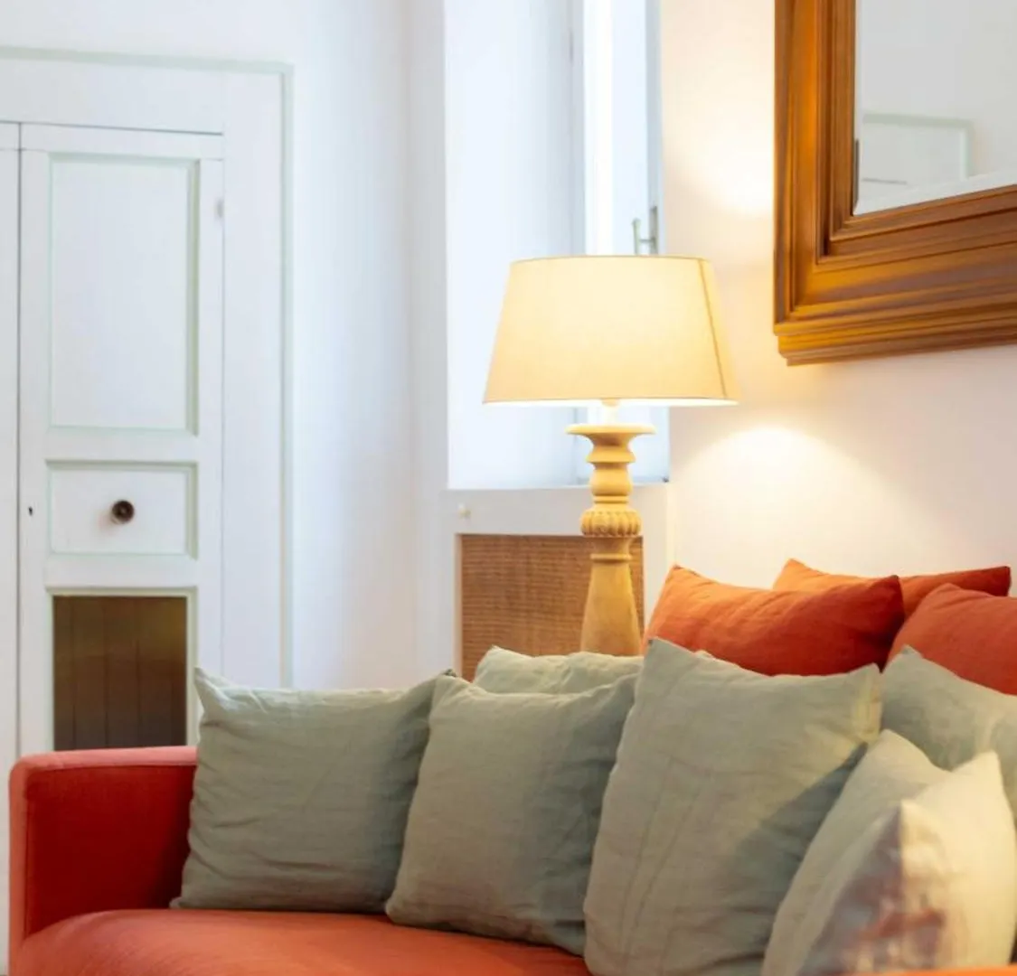 Luxury House Lungaretta - Zeno 50 Apartment Rome Italy